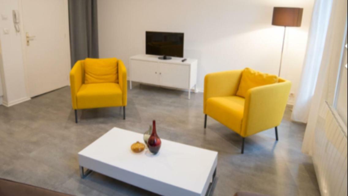 Bel Appartement Au Coeur Du Centre Historique 博格斯 外观 照片